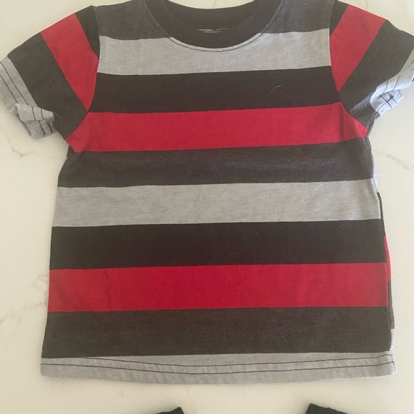 Set of 18 month Boy Shirts - Picture 5 of 6